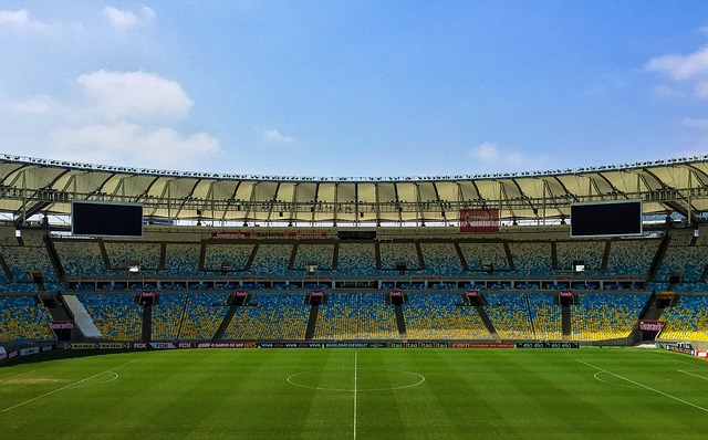 أبدى بونو رأيه في قرار لامين يامال بحمل قميص المنتخب الاسباني